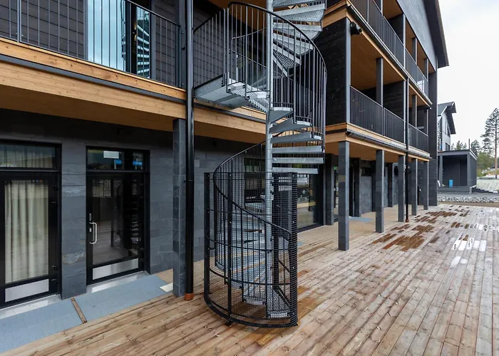 Fjaellen 8 レヴィ